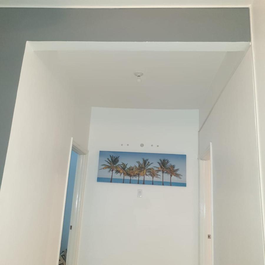 Harloe'S Apartment Kingston Ngoại thất bức ảnh